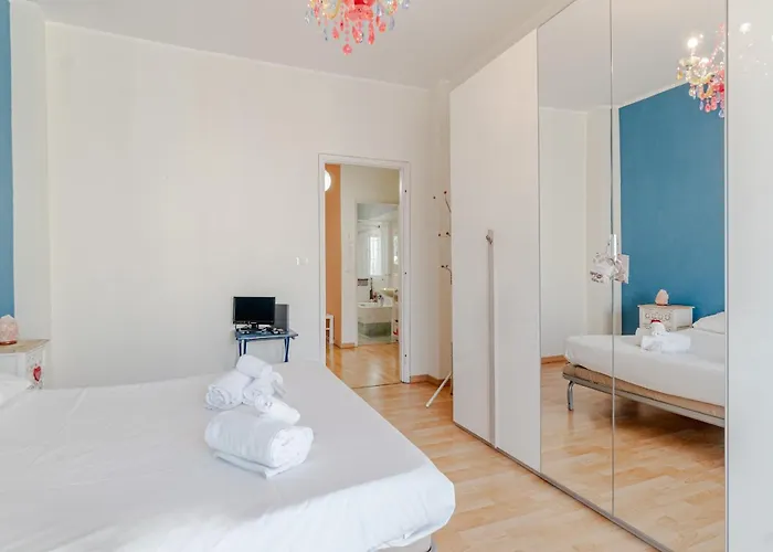 Guesthost - Cozy&bright X2 Mm1 Paradiso *